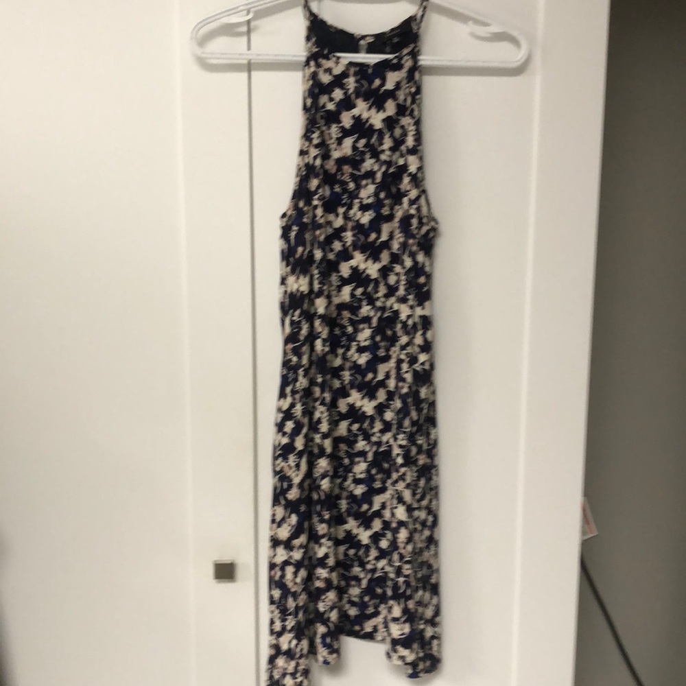 Aritizia talula ladies halter dress